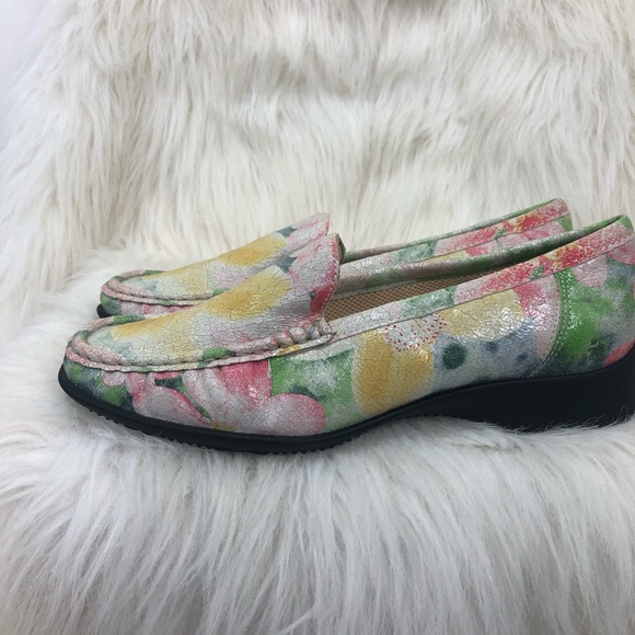 Ara mokassins floral leather shoes. Size 6 - Picture 7 of 8